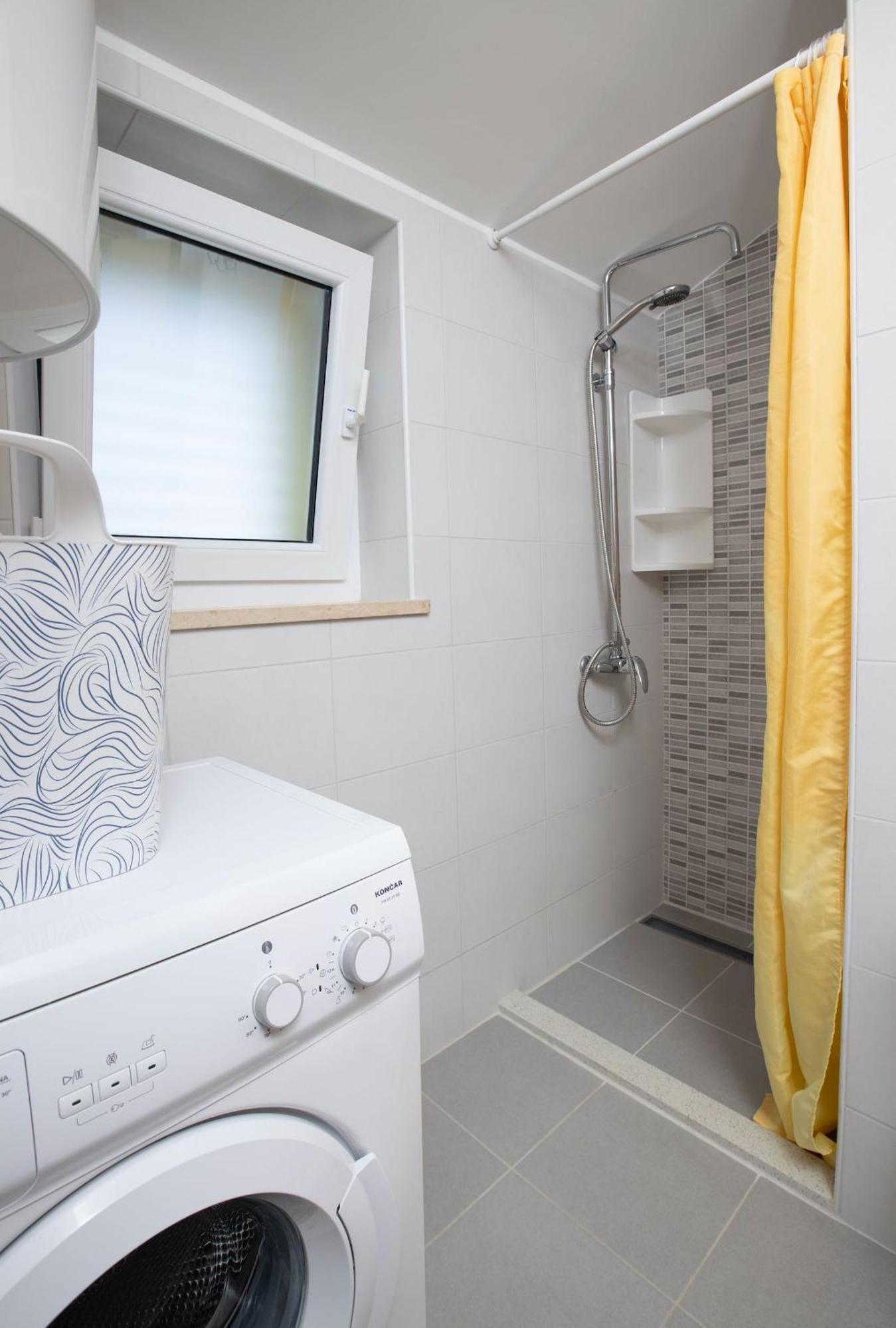 Apartamento Goldfinch Estate Banjole Habitación foto